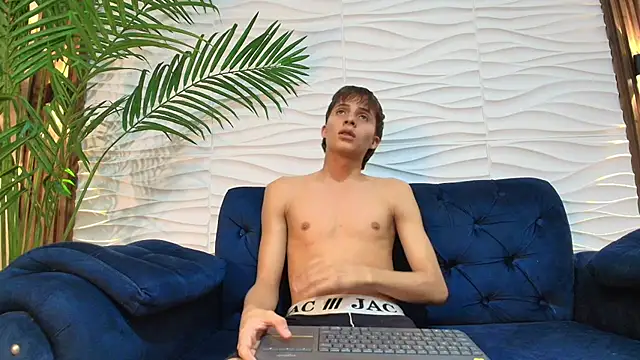 Pavo_tv Chat XXX in diretta
