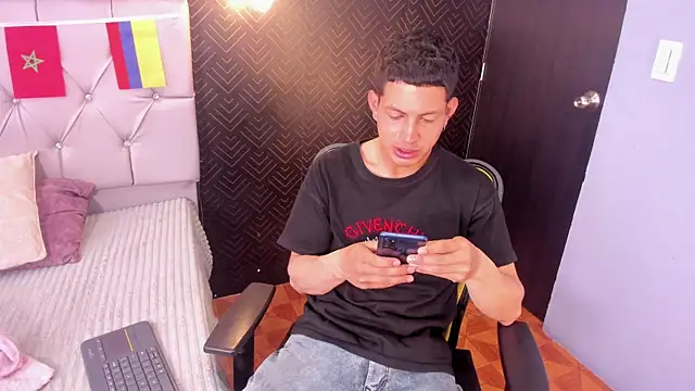 XXX chat uživo modela Tony_Zackk