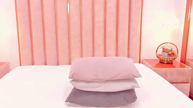 Chat +18 de Zoe_Monrow ao vivo