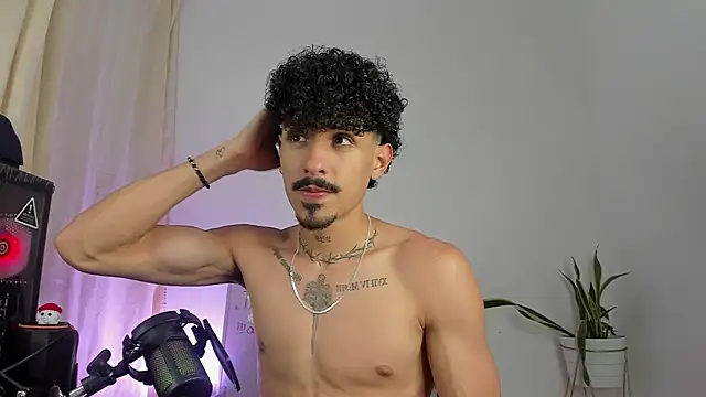 Онлайн чат XXX Lukeetaylor