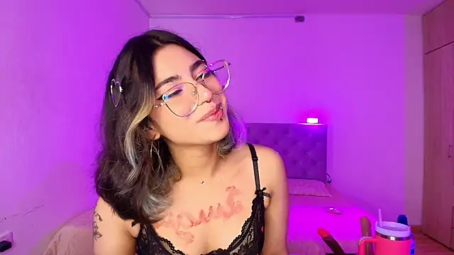 Alejaa_storm's Live XXX Chat