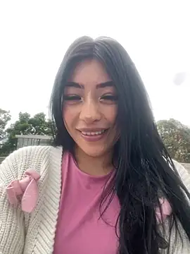 צ'אט XXX בשידור חי של DAKOTA_SAKURA