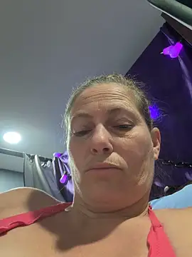 amberhotts2025's Live XXX Chat