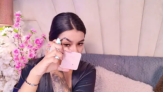 AlyssaRay Adlı Modelin Canlı XXX Sohbeti