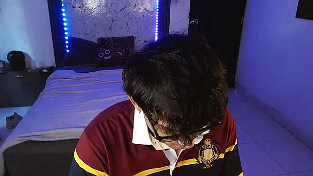 Mr_yisuzz 现场XXX聊天