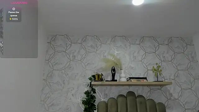 luna_bellucci Adlı Modelin Canlı XXX Sohbeti