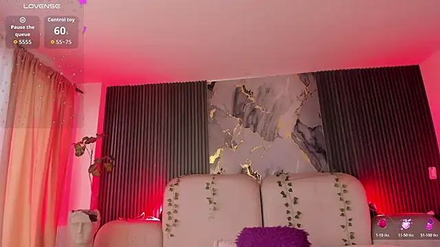 CarolineFyre's Live XXX Chat