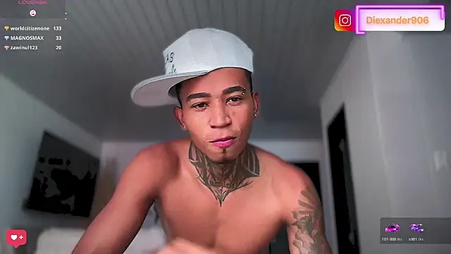 sexy_blacks_ Adlı Modelin Canlı XXX Sohbeti