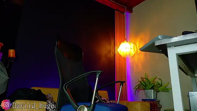 Chatroom XXX en direct de david_huge