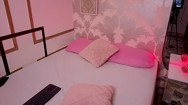 Emma_Thompssonn 即時 XXX 聊天