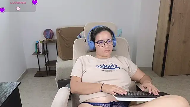 blue__moon_ 라이브 XXX 채팅