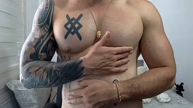 Chatroom XXX en direct de Isaac_Carter
