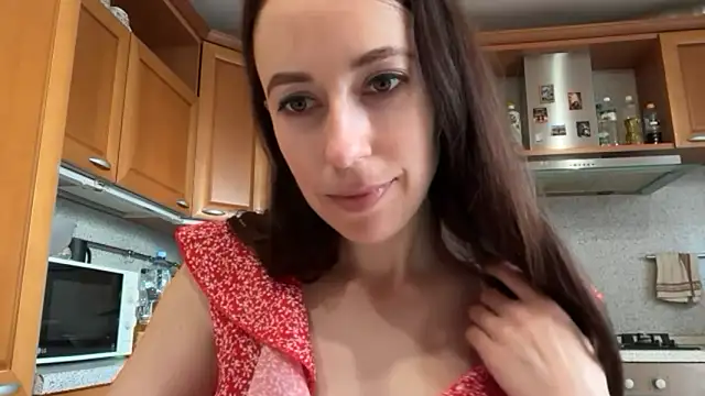 Flamingo_Queen's Live XXX Chat