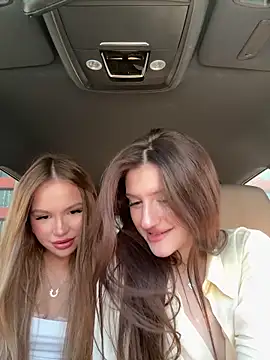 Chatroom XXX en direct de Skinny_Alice