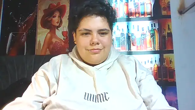 Hailey_Curvy: απευθείας συνομιλία ΧΧΧ