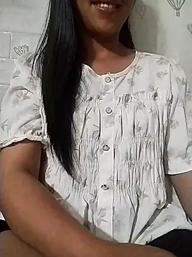 Helen-nn 现场XXX聊天