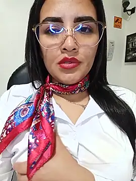 MAYE__13 Chat XXX in diretta