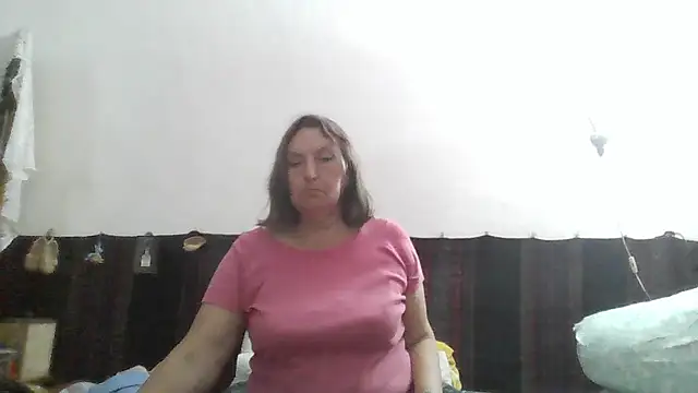 AnnaLive570 Adlı Modelin Canlı XXX Sohbeti