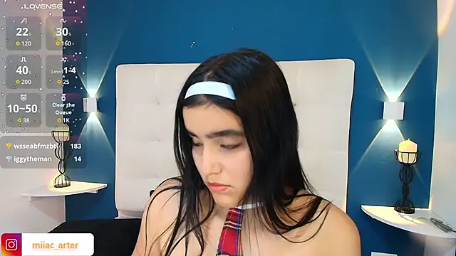 Živý XXX chat MiaaCarter_