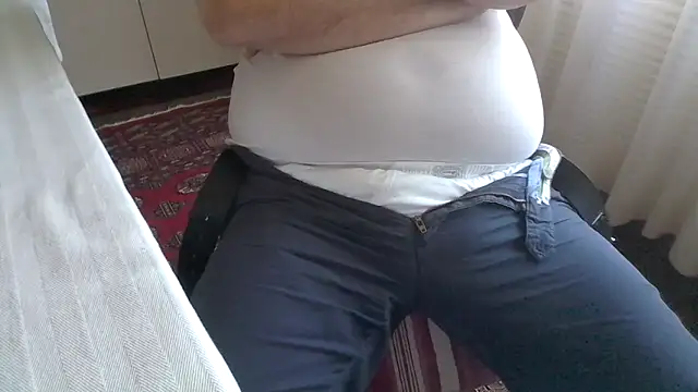 polloiw Chat XXX live