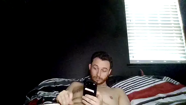 Chat XXX en directo de Mikecloudyhawk