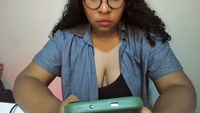Dreambody-'s Live XXX Chat