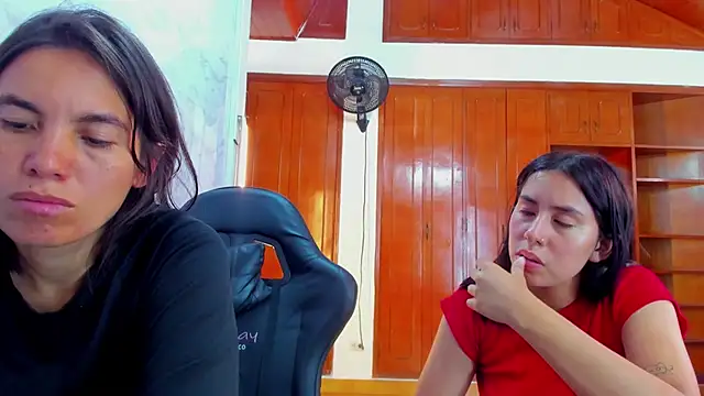 Soffy_and_Emily Webcam-Show