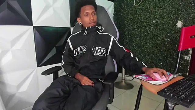 ManSant's Live XXX Chat