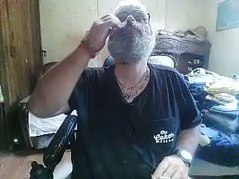 Chat XXX ao vivo de hearseguy77