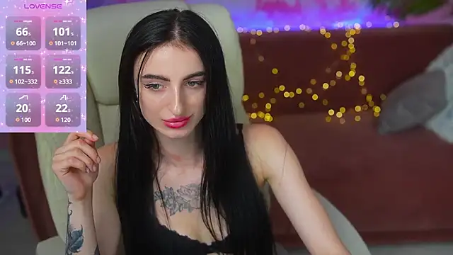 XXX chat uživo modela EmilyyMoon
