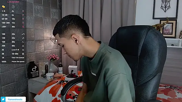 HarolddXL Chat XXX live