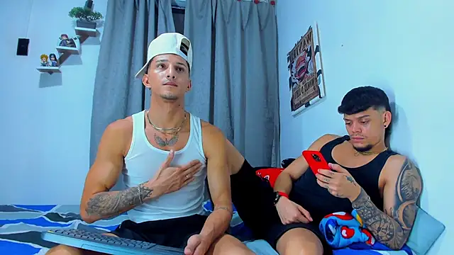 Friendsofeverything_'s Webcam Show