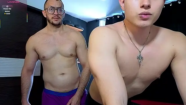 Chat XXX en directo de TeddyBear_07
