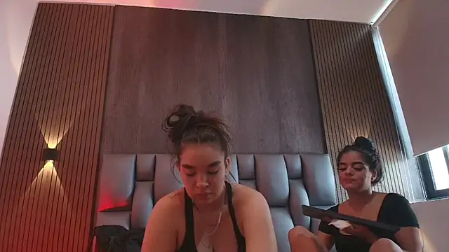 sophi_taylor Adlı Modelin Web Kamerası Şovu