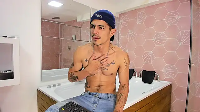 XXX chat uživo modela Jared_Cole