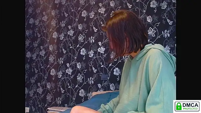 Sophi_Cute live XXX chat