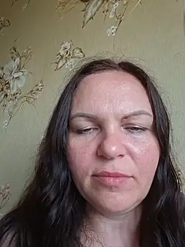 Meri_a Live XXX-Chat