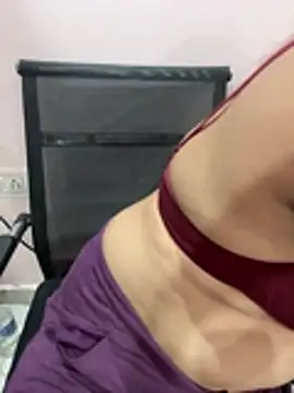 Notty-HotyBhabhi's Live XXX Chat