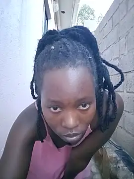 Chat XXX ao vivo de Nelly_jo