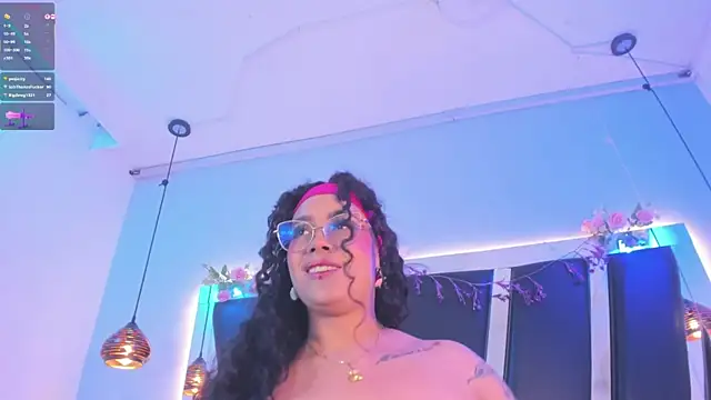 צ'אט XXX בשידור חי של antonelllepiercee