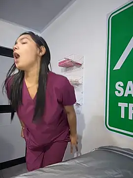 Kinky_DoctorXのライブXXXチャット