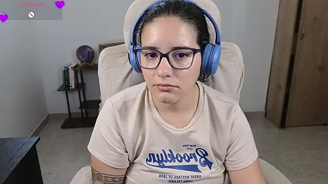 blue__moon_'s Live XXX Chat