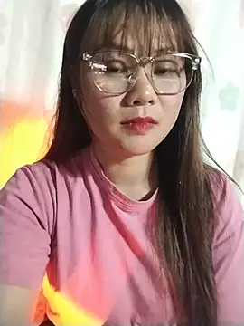 XXX chat uživo modela Sisi_dy01
