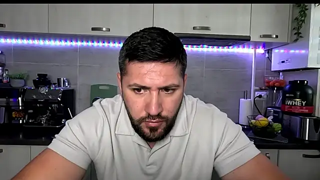 Онлайн чат XXX Gold_Alpha_Boy