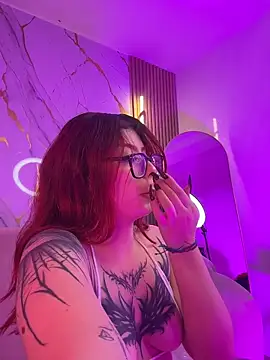 Red_Bunny_v Adlı Modelin Canlı XXX Sohbeti