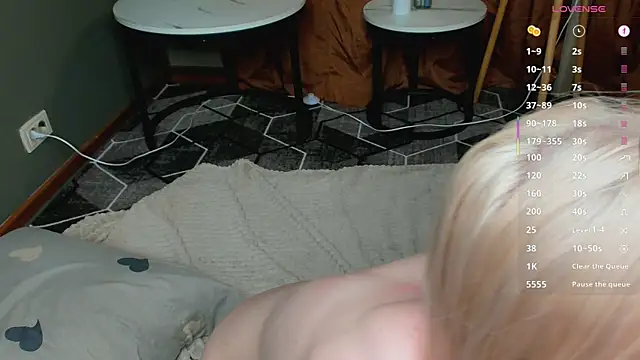 PocketDollX XXX чат на живо