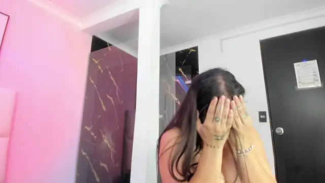 Chat XXX en directo de SARHA_ANTONELLI