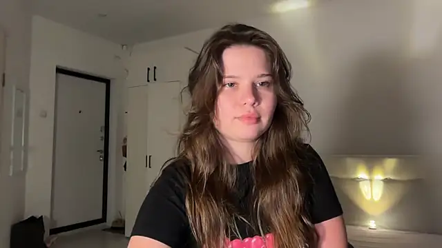PonyChika Adlı Modelin Canlı XXX Sohbeti