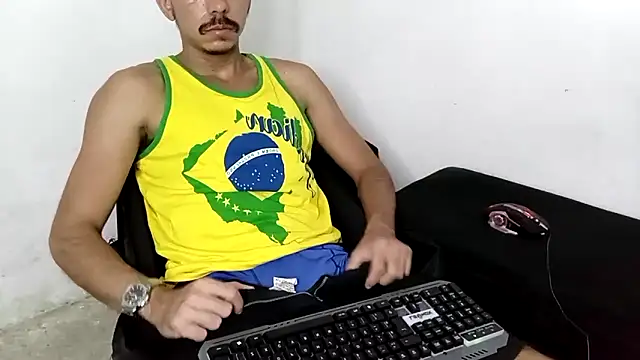 MagrinhoSaradoo's Live XXX Chat