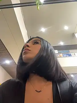 Chatroom XXX en direct de AlyssaRay